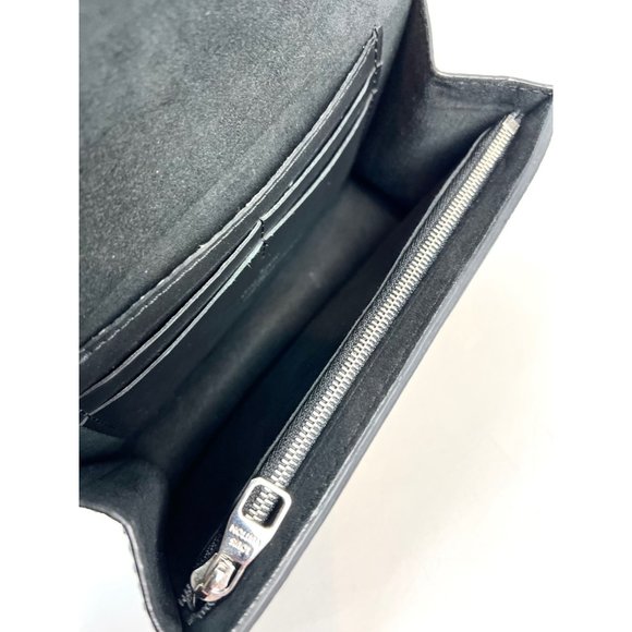 LOUIS VUITTON Reverse Giant Monogram Dauphine Bumbag Clutch - Picture 3 of 15